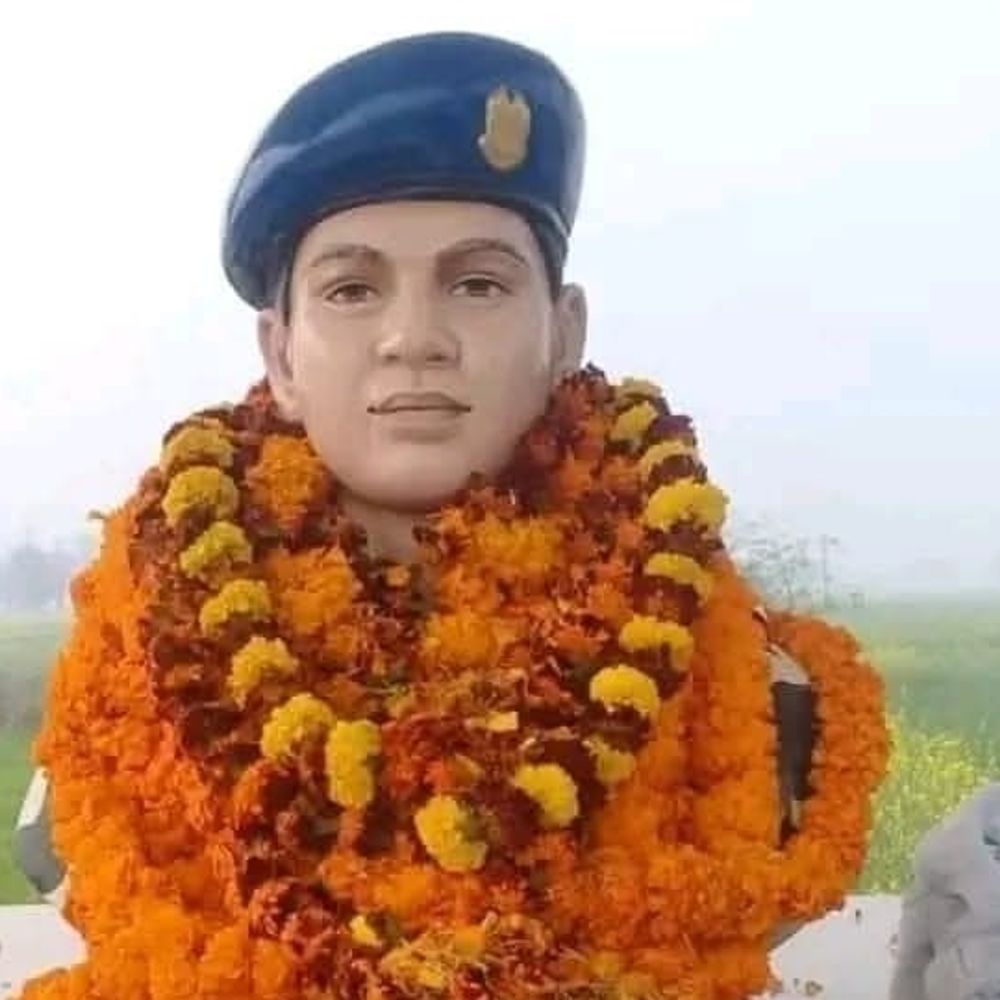 महराजगंज के शहीद पंकज त्रिपाठी की सातवीं पुण्यतिथि:गांव में श्रद्धांजलि कार्यक्रम आयोजित, पुलवामा हमले में हुए थे शहीद