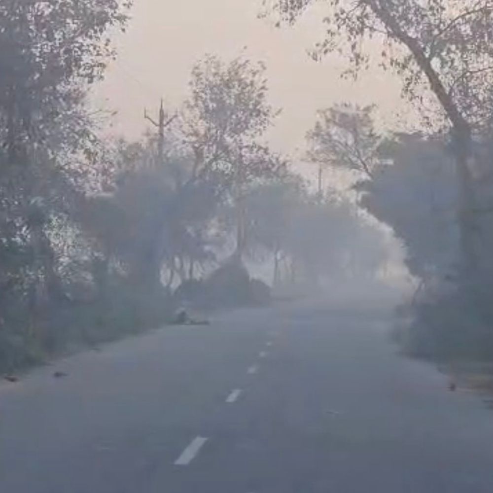 संभल में AQI 206 पहुंचा, वातावरण गंभीर:न्यूनतम 10 डिग्री तापमान, बर्फीली हवाओं से लोग परेशान