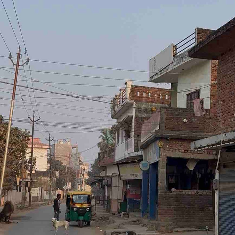 गोरखपुर में दिन का पारा 26 डिग्री तक पहुंचेगा:सुबह-शाम हल्की ठंड जारी, अगले कुछ दिन साफ रहेगा मौसम