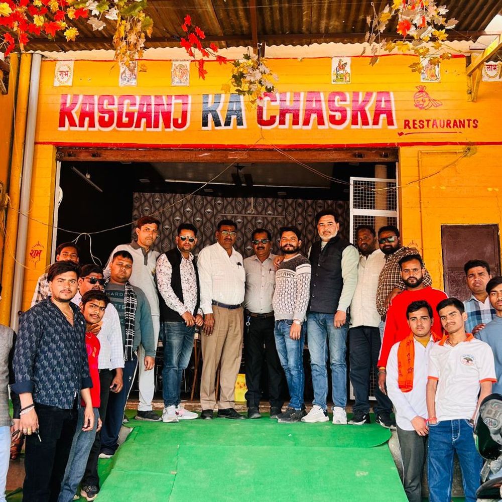 बजरंग दल ने वेलेंटाइन डे का विरोध किया:कासगंज में कार्ड जलाए, होटलों की चेकिंग की गई