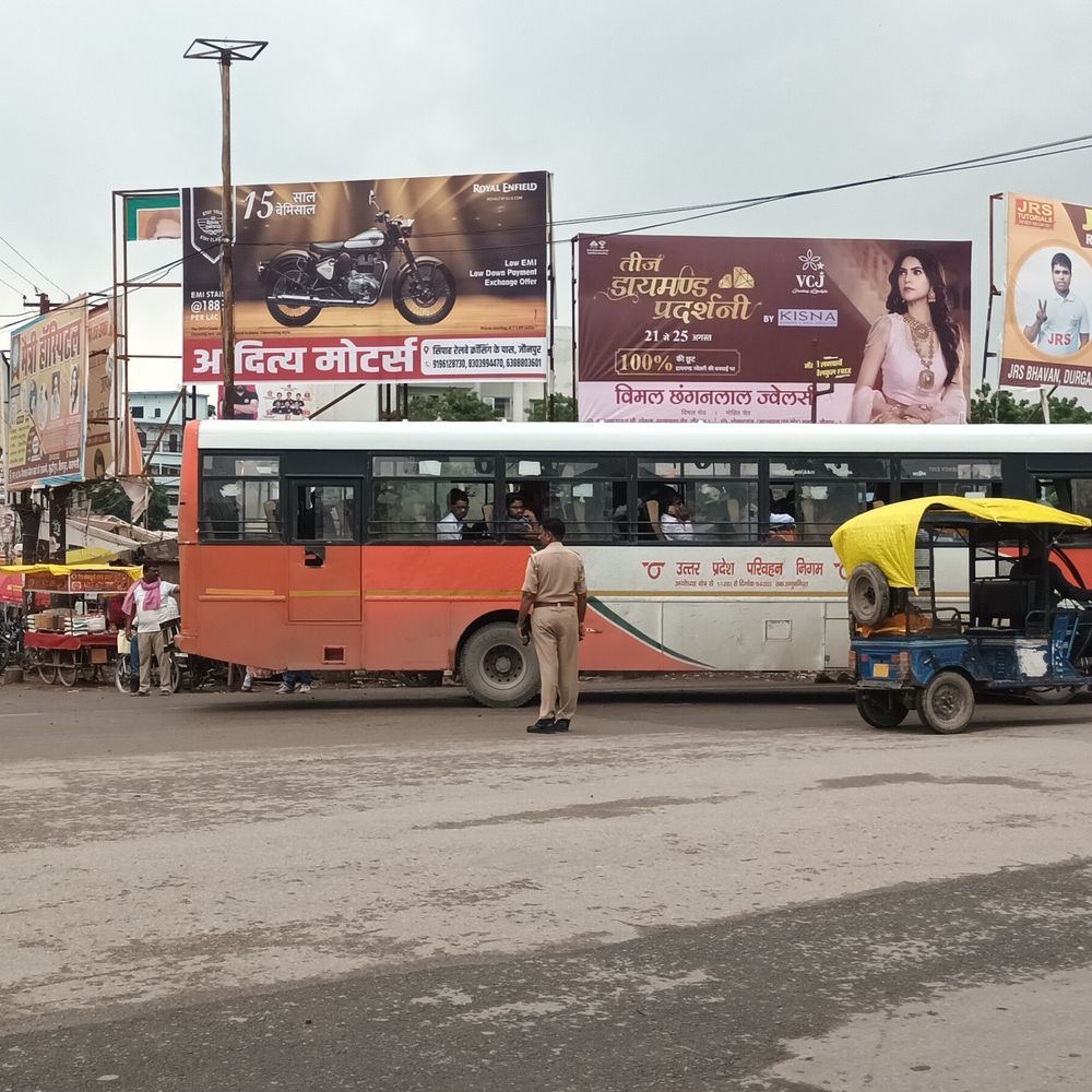 होली पर यात्रियों की भीड़ के लिए जौनपुर डिपो तैयार:परिवहन निगम चलाएगा 22 अतिरिक्त बसें