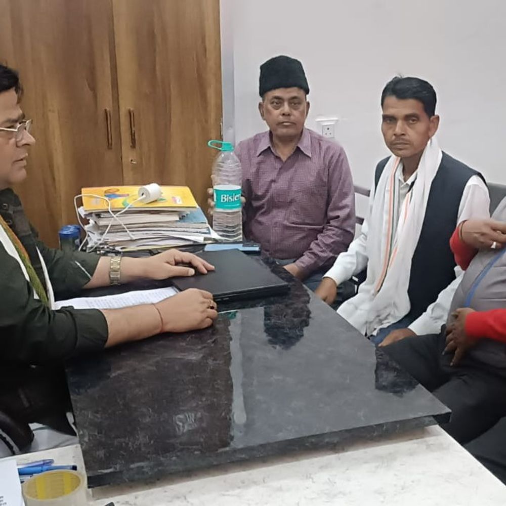 मनरेगा नाम बदलने के विरोध में कांग्रेस का प्रदर्शन:17 फरवरी को लखनऊ में विधानसभा घेराव की रणनीति तैयार