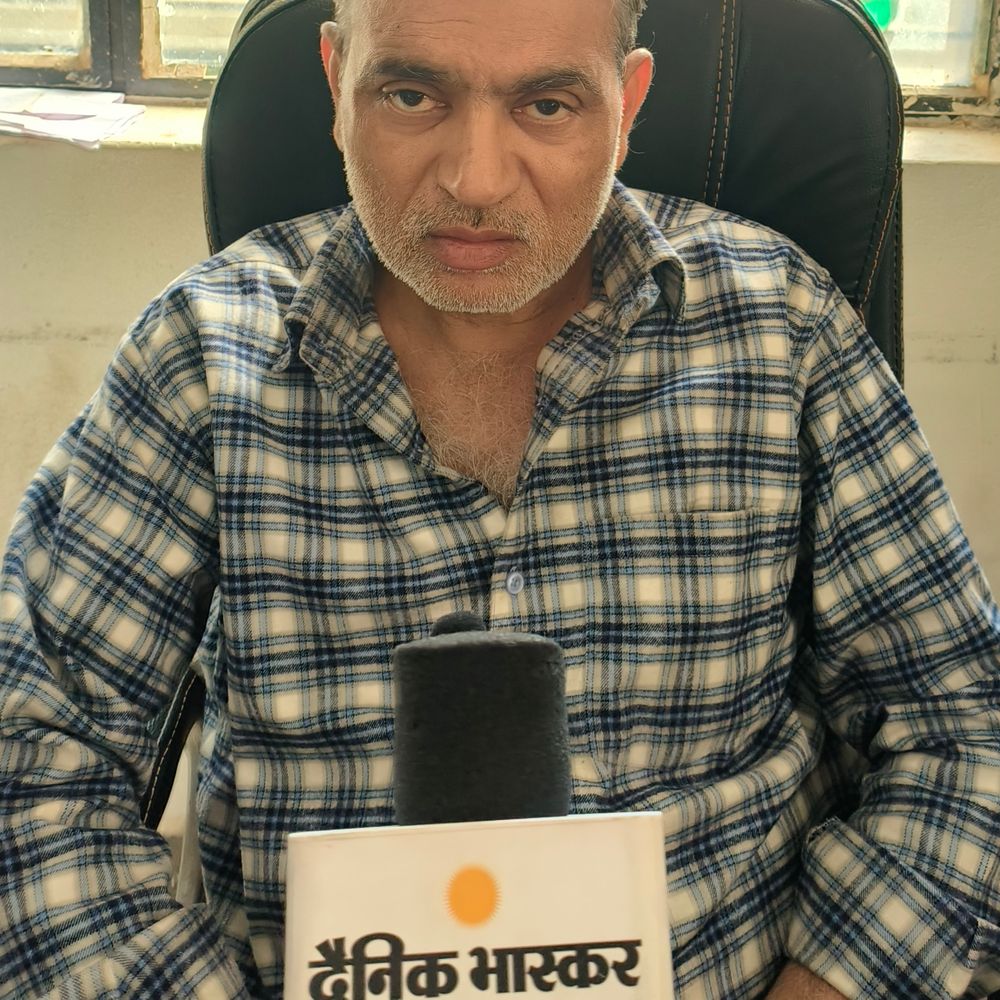 पतारा में सचिव और किसान के बीच विवाद:लोन वसूली को लेकर दोनों में हुई बहस, ऑफिस में आकर मारने की धमकी