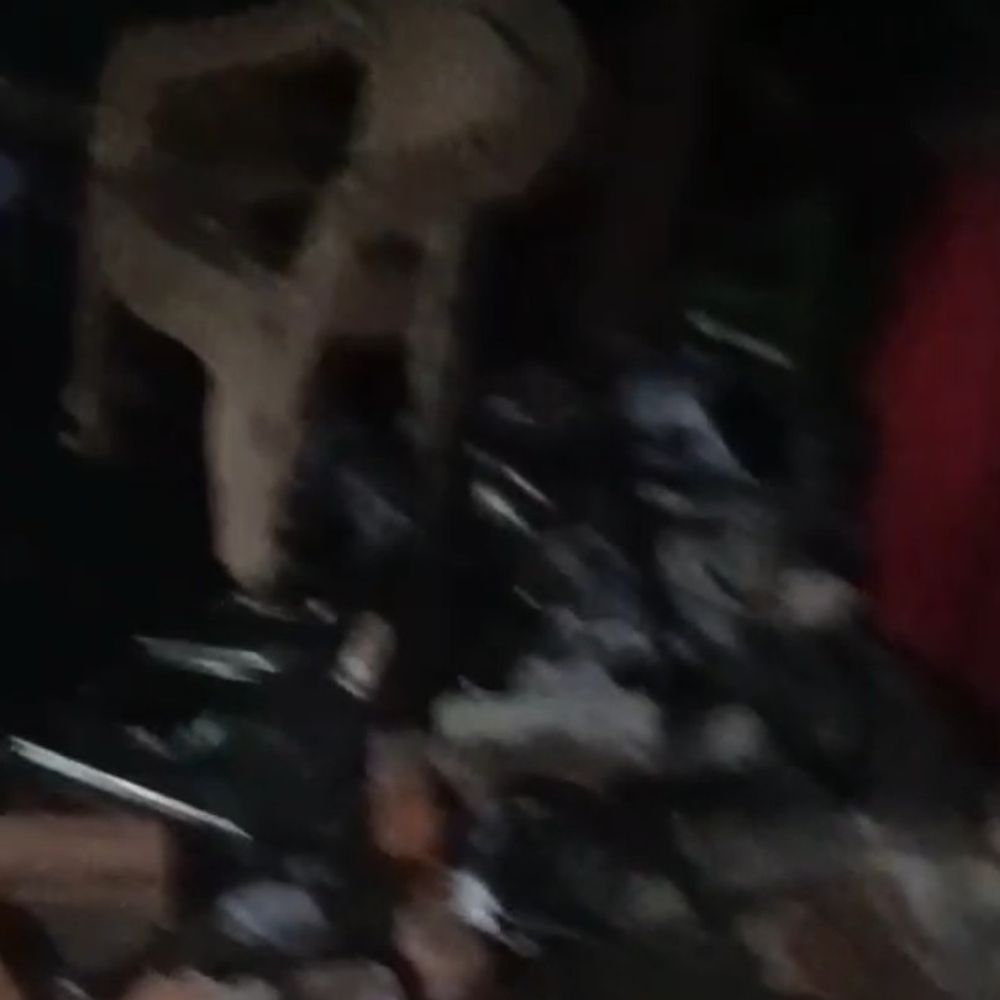 मड़ियांव में सिलिंडर फटा:कच्चे मकान की दीवार गिरी, कोई जनहानि नहीं