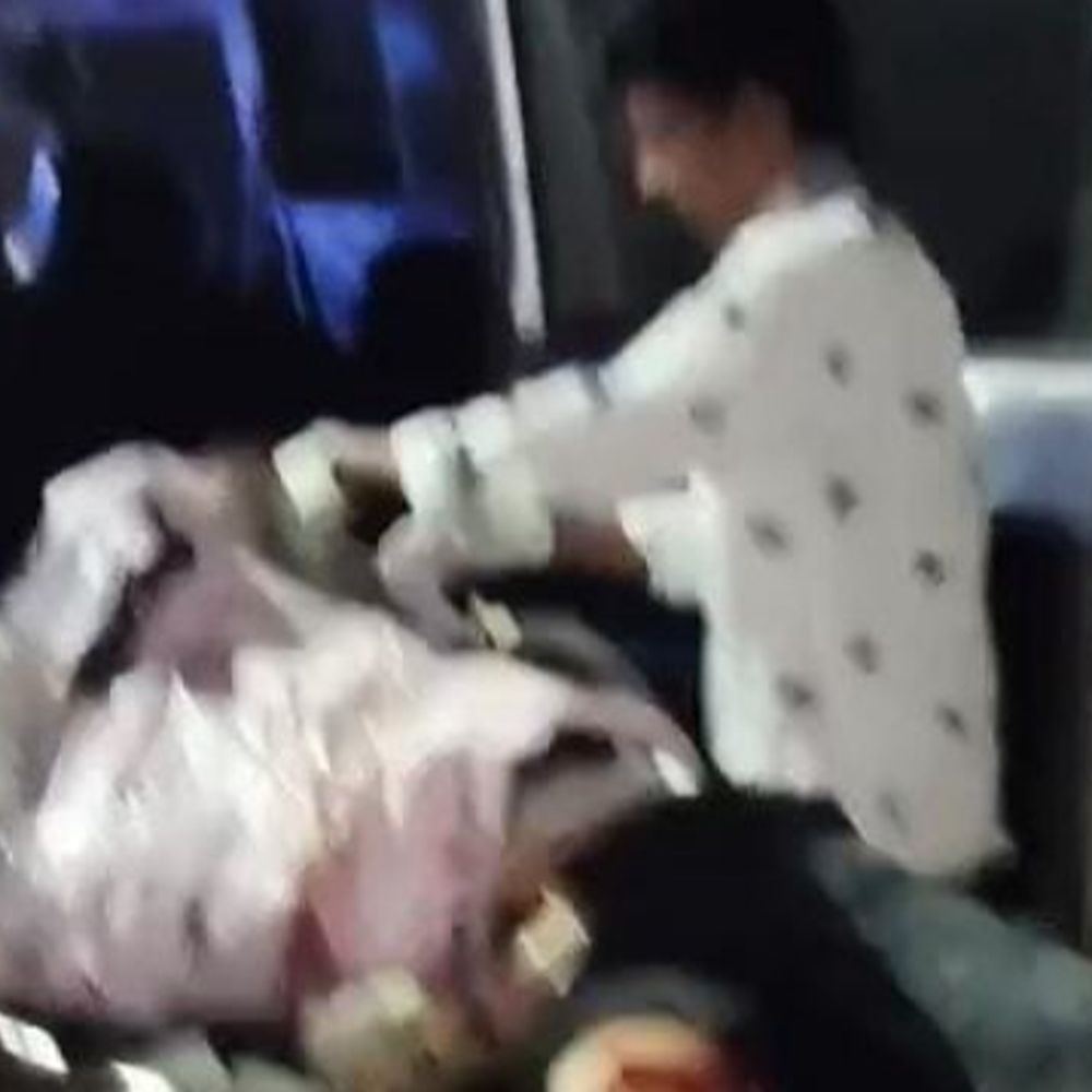 भिलाई में दर्दनाक सड़क हादसा:रायपुर-भिलाई नेशनल हाईवे पर ट्रक ने रौंदा, युवती की ऑन द स्पॉट मौत, युवक गंभीर घायल