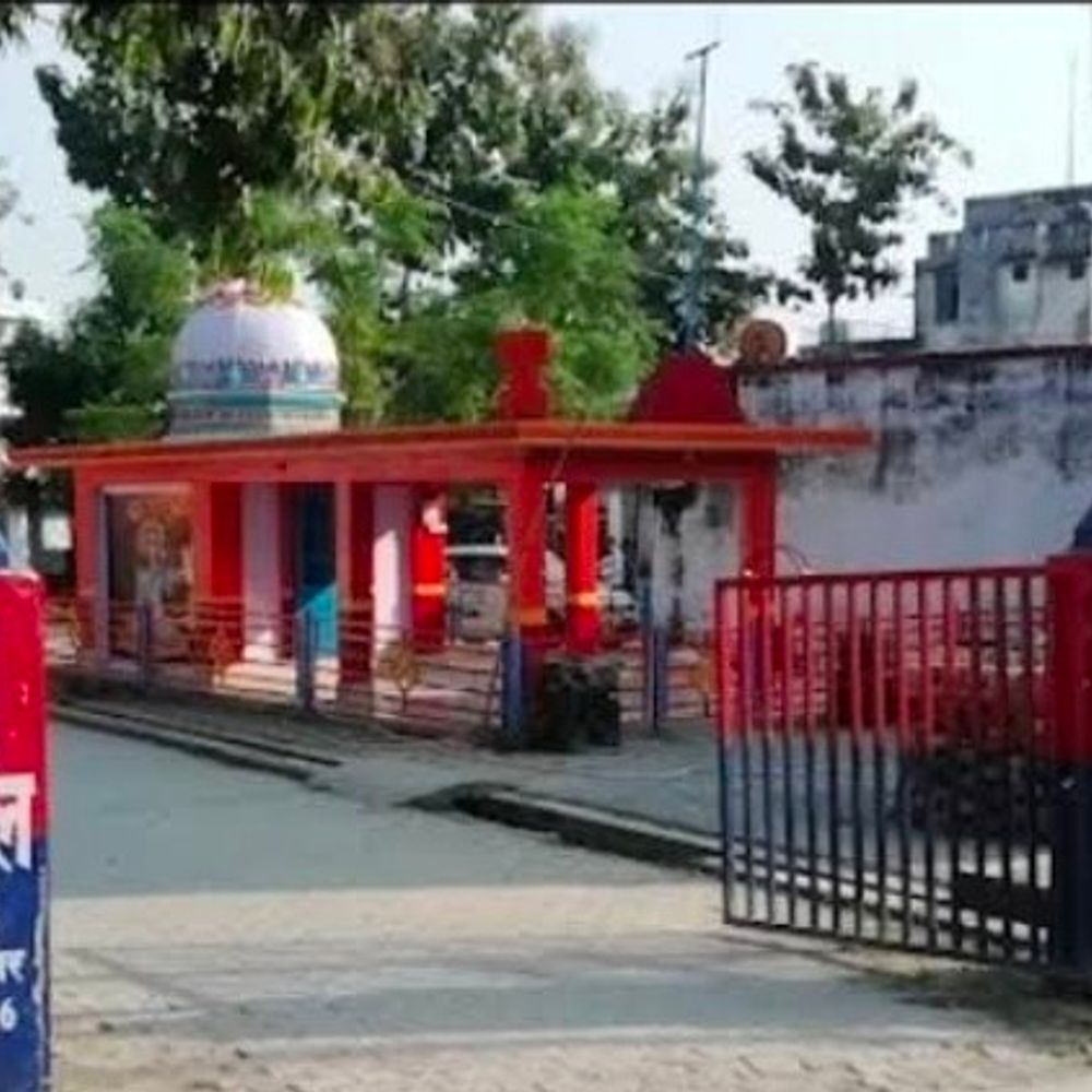 सगाई से एक दिन पहले युवक की मौत:अनियंत्रित होकर गड्ढे में गिरी बाईक, दो दोस्तो ने तोड़ा दम