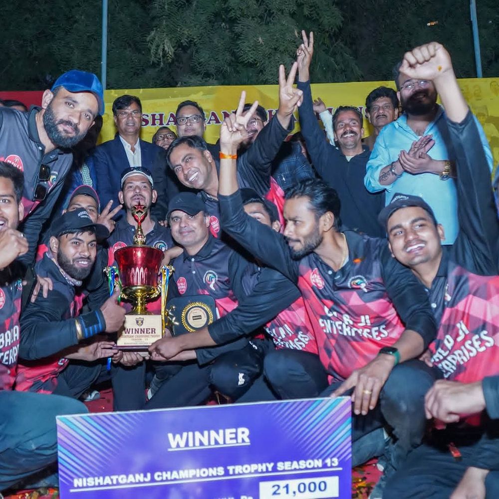 लखनऊ में निशातगंज चैंपियंस ट्रॉफी का आयोजन:बालाजी एंटरप्राइजेज ने जीता सीजन-13 का खिताब