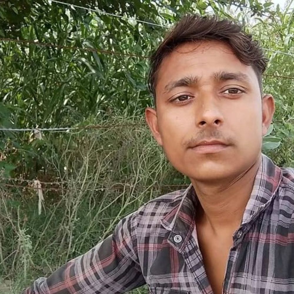 उन्नाव में सड़क हादसे में युवक की मौत:परिजनों ने पिकअप चालक पर केस दर्ज कराया, गिरफ्तारी के लिए टीम गठित