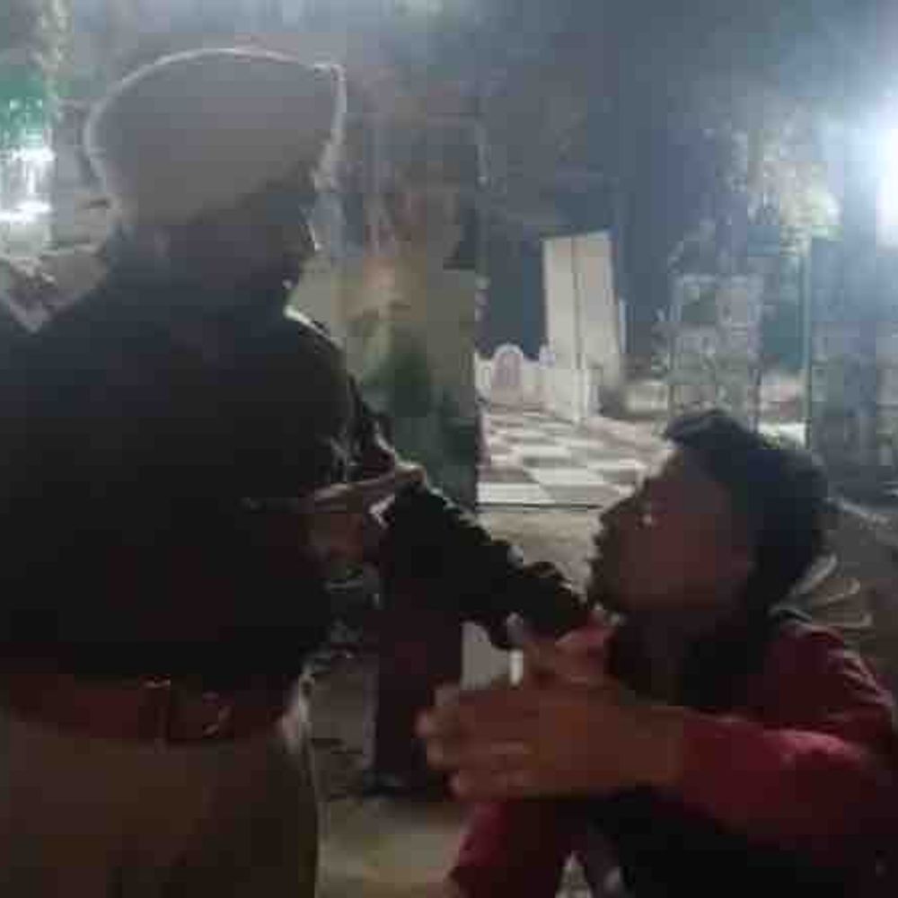 जालंधर में लूट के शक में युवक पकड़ा:  लोगों ने पीटा; पुलिस को सौंपा, बोले- पहले भी इलाके में घूमता देखा – Jalandhar News