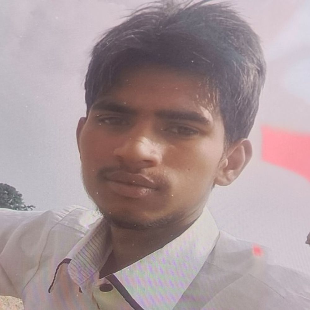 मिट्टी डालने से मना करने पर युवक की पीट-पीटकर हत्या:शाहजहांपुर में चौकीदार ने दी थी धमकी, परिजन बोले- सिर फोड़कर बेरहमी से मार डाला