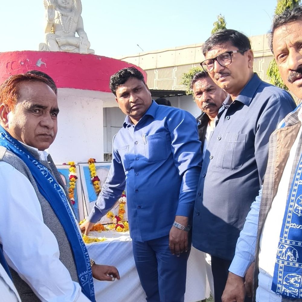 हाथरस में बसपा की बैठक संपन्न:2027 चुनाव की रणनीति पर चर्चा, विस और जिला स्तर पर कई पदाधिकारी बदले