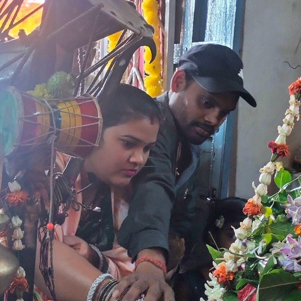 महाशिवरात्रि पर बलौदाबाजार में उमड़ा भक्तों का सैलाब:पलारी के सिद्धेश्वर मंदिर में पूजा, 'हर हर महादेव' के जयघोष; सुरक्षा के कड़े इंतजाम