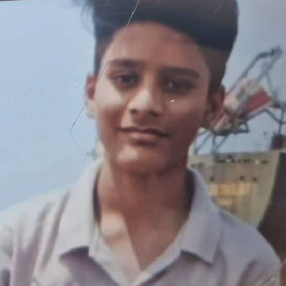 झांसी में नहर में डूबा 7वीं का छात्र, मौत:मौसेरे भाई के बर्थ-डे में शामिल होने आया था, पैर फिसलने से पानी में समाया