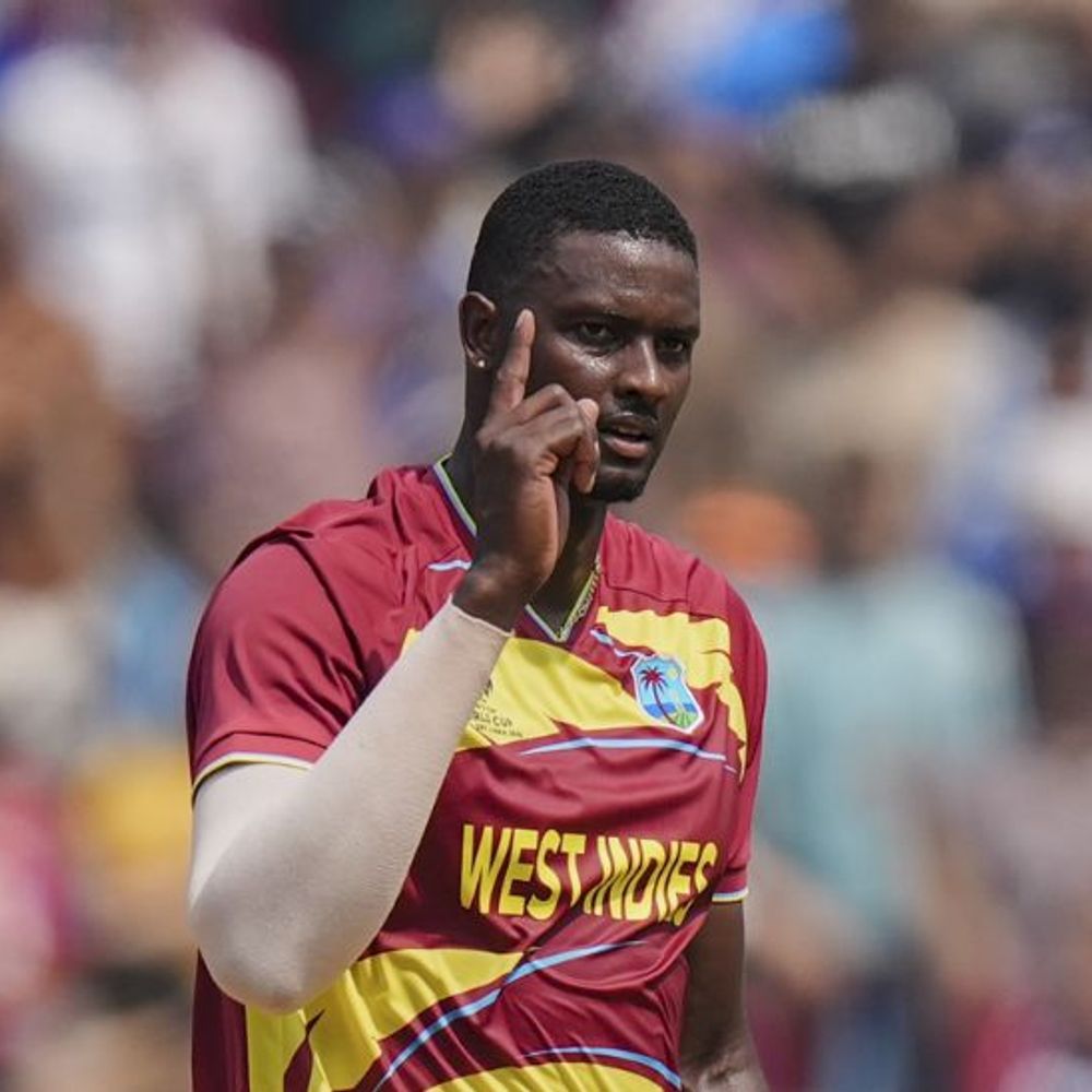 वेस्टइंडीज लगातार तीसरी जीत के साथ सुपर-8 में:नेपाल को 9 विकेट से हराया, होप का अर्धशतक, होल्डर ने 4 विकेट लिए