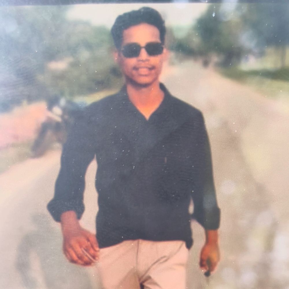 लखनऊ में होटल कर्मचारी ने लगाई फांसी:10 दिन पहले प्रयागराज से आया था लखनऊ; बेल के पेड़ से लटका मिला शव