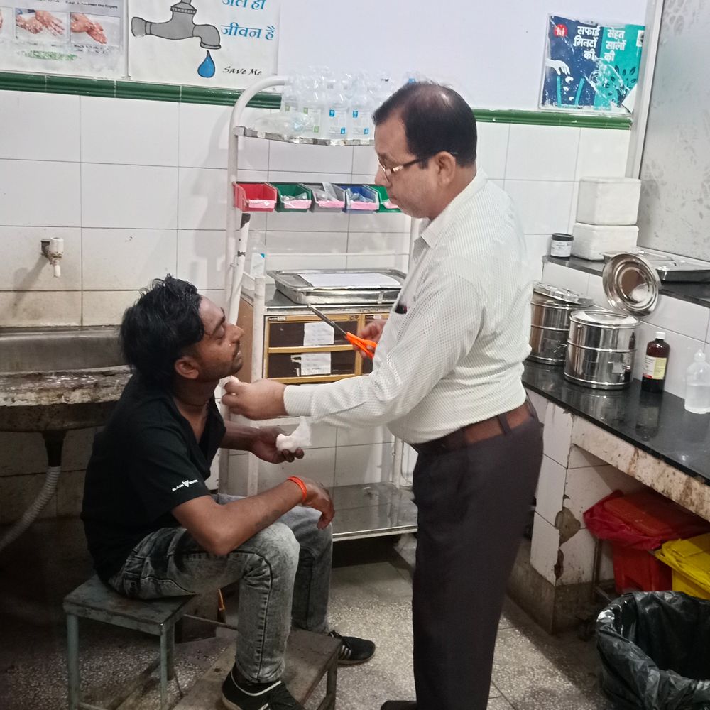 संभल में समझौता कराने गए युवक को पीटा:मामा-भांजे के झगड़े को सुलझाने पहुंचा था, गंभीर हालत में अस्पताल में भर्ती