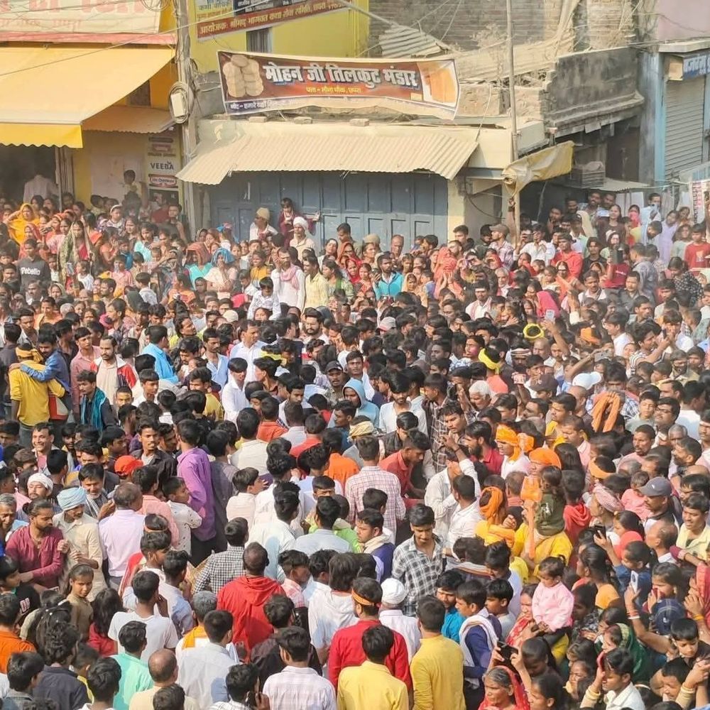 छपरा में 6 किलोमीटर लंबी शिव बारात निकली:रात में शिव-पार्वती विवाह, भूत-प्रेत भी बने बाराती