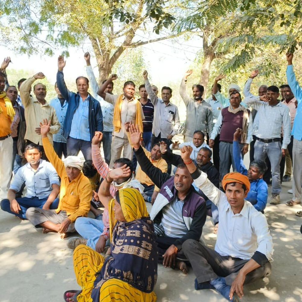 सफाई कर्मी अभ्यर्थी कलेक्ट्रेट पर करेंगे प्रदर्शन:भदोही में नियुक्ति प्रक्रिया पूरी करने की मांग को लेकर बनाई रणनीति
