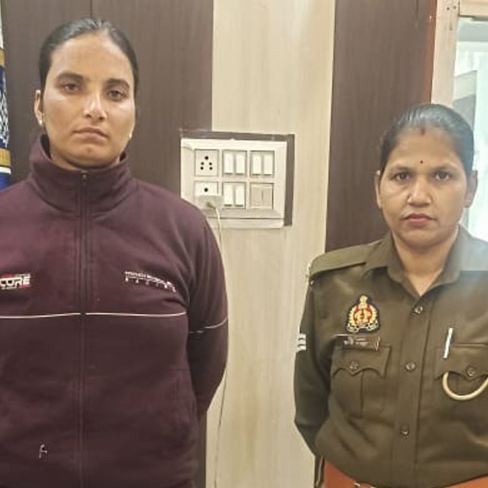 जालौन में इंस्पेक्टर अरुण राय की मौत मामला:सिपाही के वकील बोले- मीनाक्षी को बेवजह फंसाया गया, सरकारी वकील की दलील- मौत के समय मौजूद थी