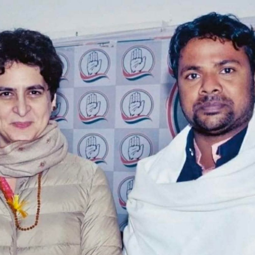 पूर्व कांग्रेस शहर अध्यक्ष समाजवादी पार्टी में शामिल:रफीक रैनी ने अखिलेश यादव से मुलाकात के बाद ज्वाइन की सपा