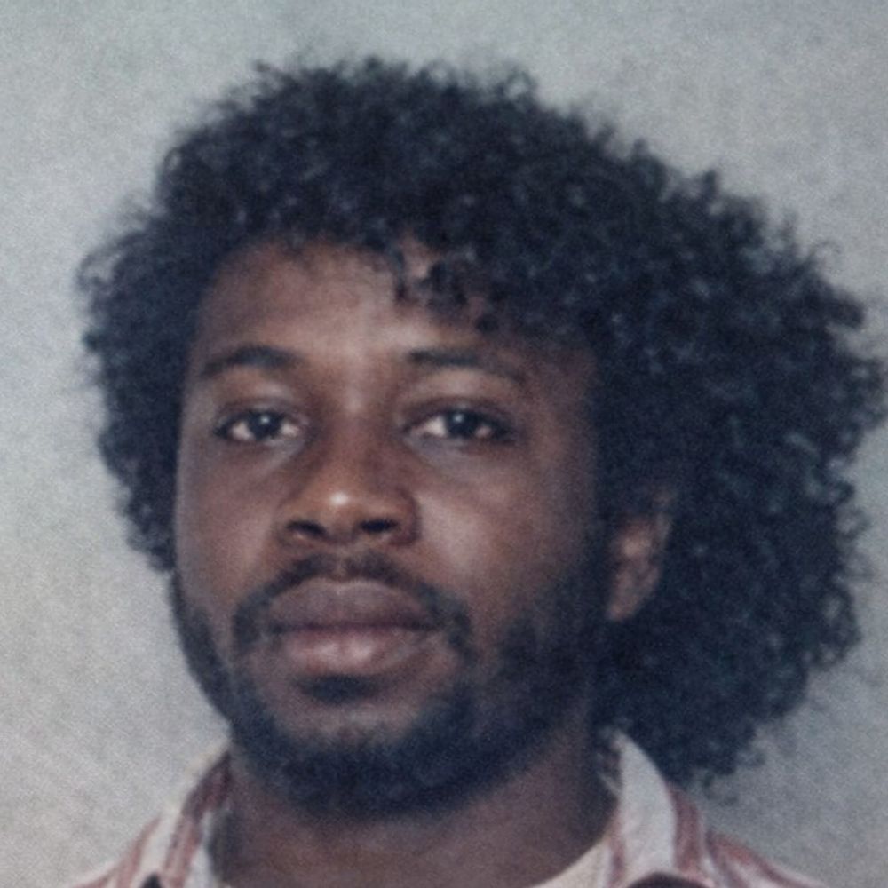 सादाबाद में अज्ञात वाहन की टक्कर से युवक की मौत:आगरा राजमार्ग पर कोल्ड स्टोरेज के सामने हुआ हादसा, चालक फरार