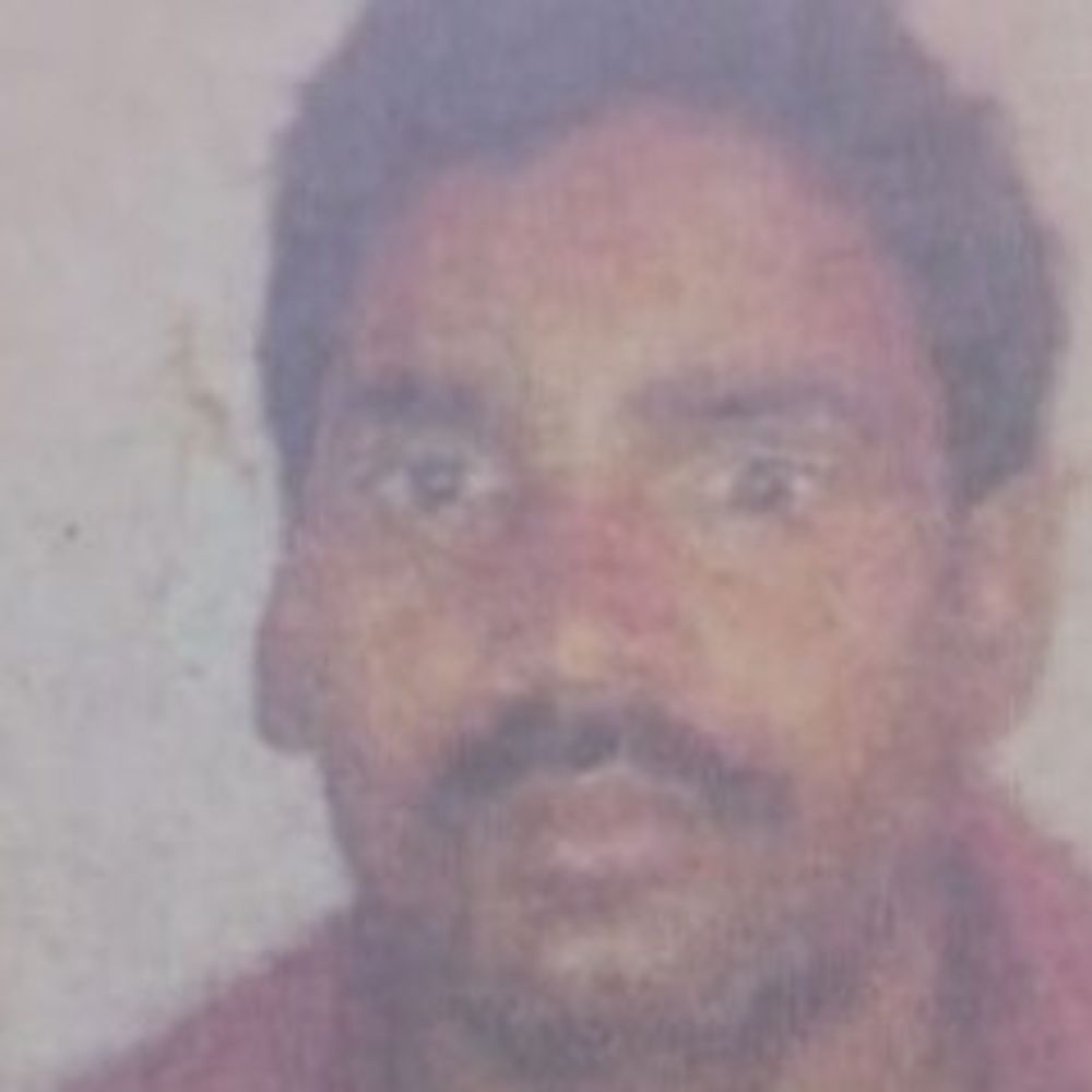 देवरिया में राजगीर मिस्त्री की सड़क हादसे में मौत:सब्जी लेकर घर लौटते समय हुआ हादसा, अज्ञात वाहन की तलाश जारी