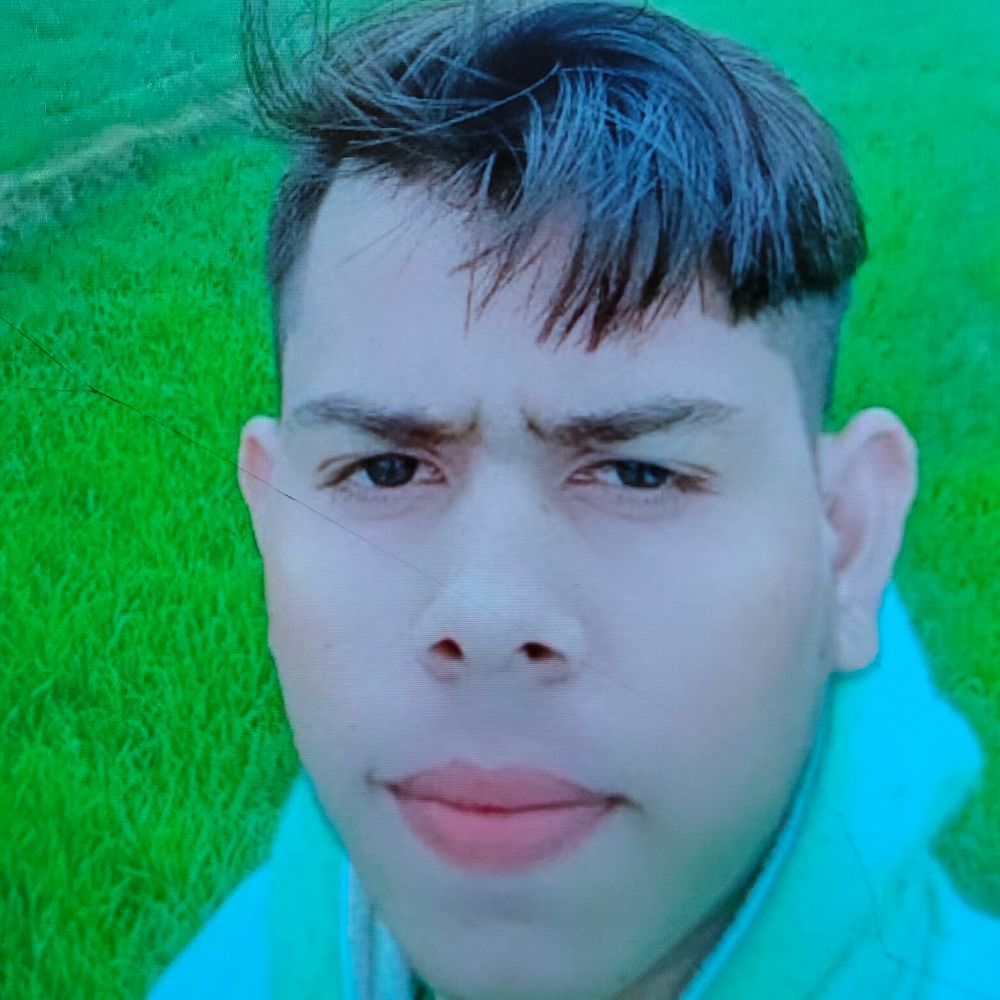 हाथरस में सड़क हादसा, युवक की मौत:राया रोड पर दो बाइकों की टक्कर, लग्न समारोह में आया था