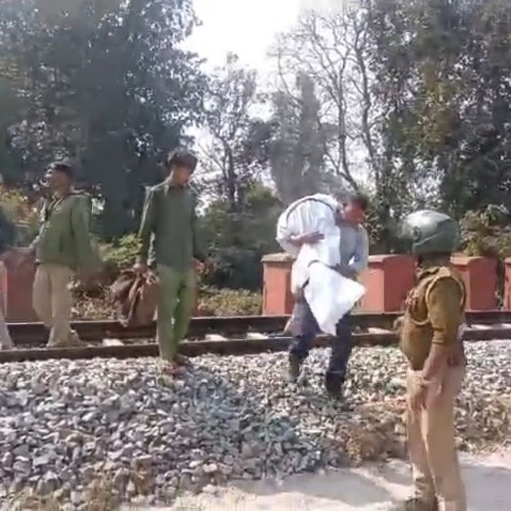 झाड़ी में मिली महिला की लाश की पहचान नहीं:72 घंटे से जुटी पुलिस, पोस्टमार्टम के बाद खुलेगा मौत का राज