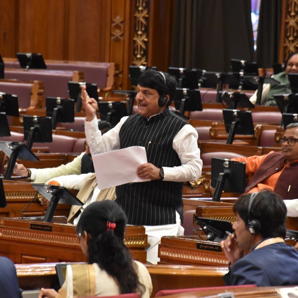 मंत्री कपिल देव ने विधानसभा में हाईकोर्ट बेंच, एम्स मांगा:पश्चिमी यूपी के लिए उठाई आवाज, मुजफ्फरनगर दंगों का जिक्र कर सपा पर साधा निशाना