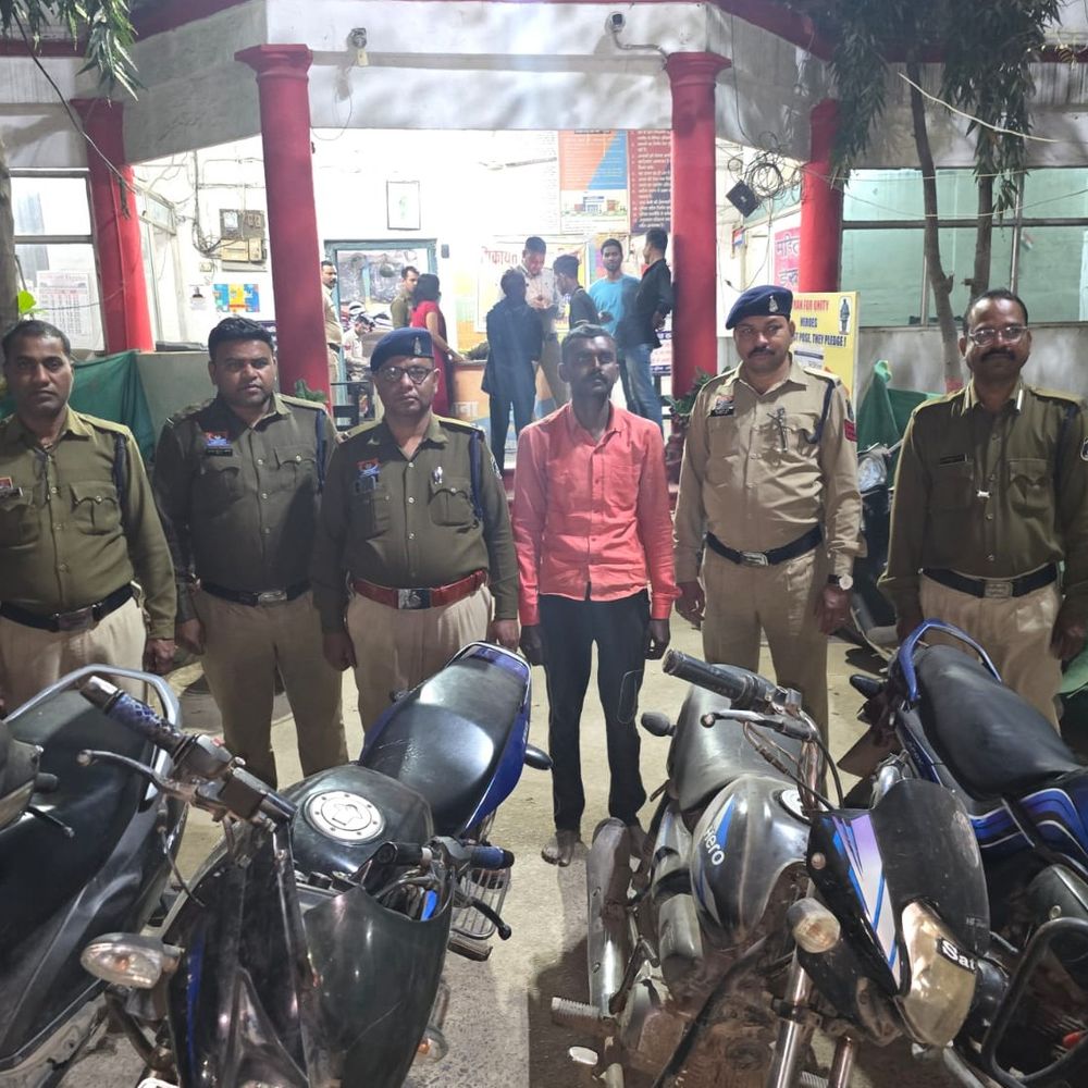 ड्रिंक एंड ड्राइव जांच में पकड़ा गया बाइक चोर गिरोह:  सशक्त एप से 10 दिन में 49 बाइक बरामद;सिम्स-कैंपस से चोरी करने वाला गैंग गिरफ्तार – Bilaspur (Chhattisgarh) News