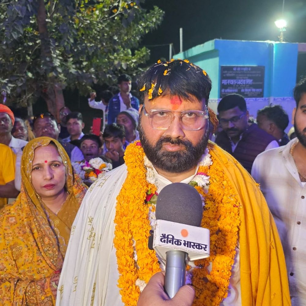 आजमगढ़ के दुर्वासा धाम पर हुआ शिव पार्वती विवाह:26 वर्षों से परंपरा का किया जा रहा है निर्वहन, शिव बारात निकालकर हुई मां तमसा आरती