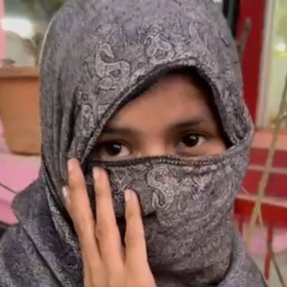 ऑनलाइन नौकरी का झांसा देकर युवती से रेप:अश्लील वीडियो बनाकर स्पा सेंटरों में कराया काम, FIR