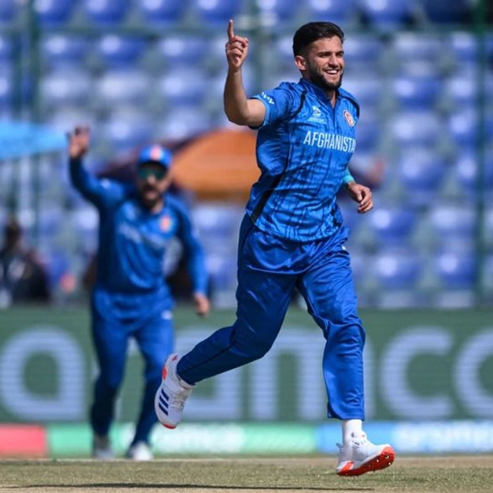 अफगानिस्तान की इस टी-20 वर्ल्डकप में पहली जीत:UAE को 5 विकेट से हराया, जादरान का अर्धशतक, उमरजई ने 4 विकेट लिए