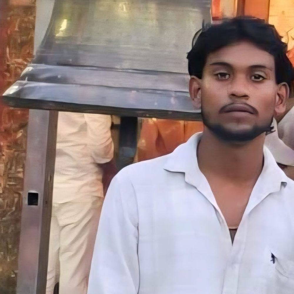 फिल्म निर्माता रोहित शेट्‌टी के घर हमले में शूटर गिरफ्तार:मुंबई क्राइम ब्रांच ने बाह के विष्णु को गिरफ्तार किया