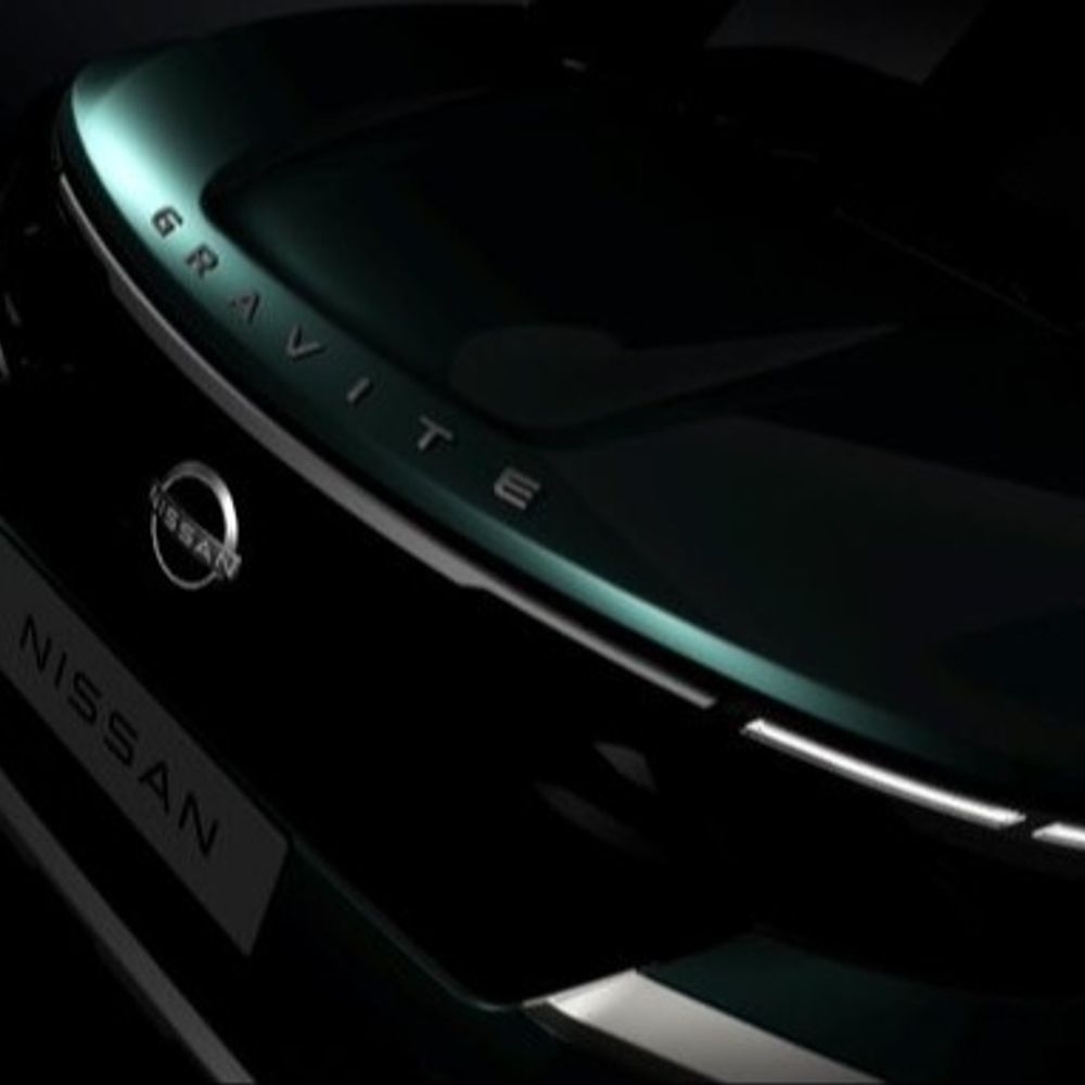 निसान की नई सब-4 मीटर MPV 'ग्रेवाइट' कल लॉन्च होगी:7-सीटर कार में 360° कैमरा जैसे सेफ्टी फीचर मिलेंगे, किआ कैरेंस को टक्कर देगी