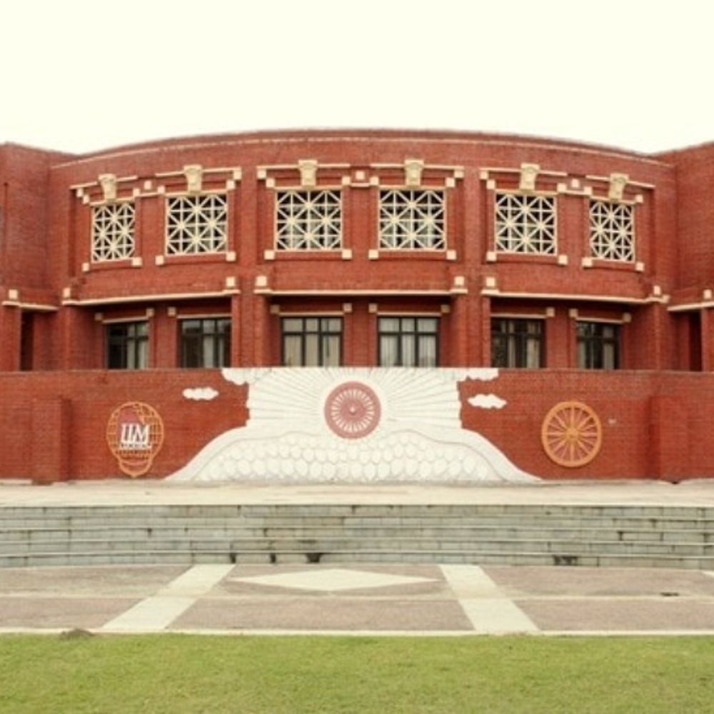 अयोध्या की अर्थव्यवस्था में आया उछाल:IIM लखनऊ की रिसर्च रिपोर्ट में खुलासा, कर राजस्व 25 हजार करोड़ के करीब