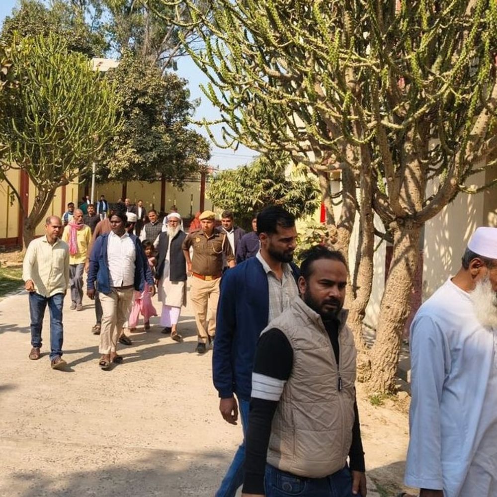 यूपी की बड़ी खबरें:आजमगढ़ में 3 सगे भाइयों के साथ 12 को उम्रकैद: 1999 में कुएं में सिरकटी लाश मिलने पर दंगा हुआ