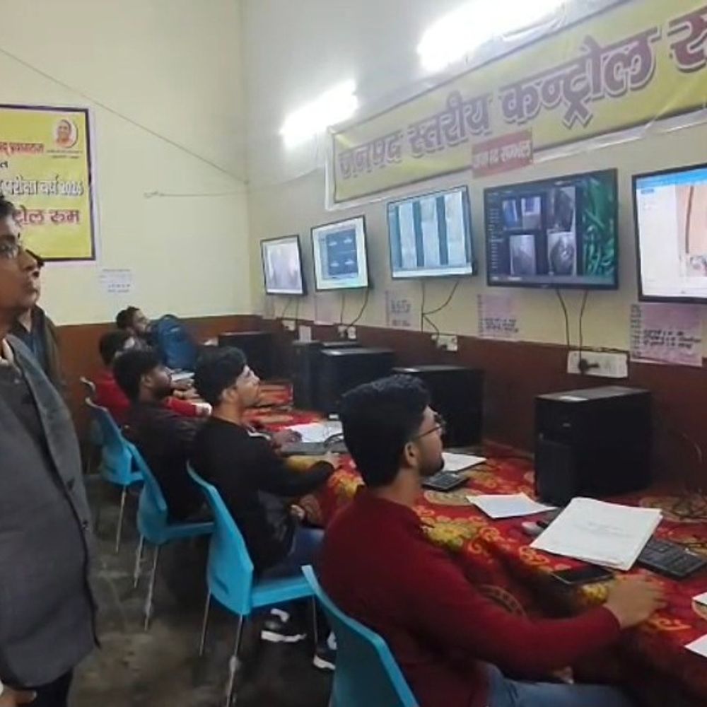 संभल में बोर्ड परीक्षा की तैयारियां पूरी:51,427 परीक्षार्थी देंगे एग्जाम, नकल पर DM की सख्त चेतावनी