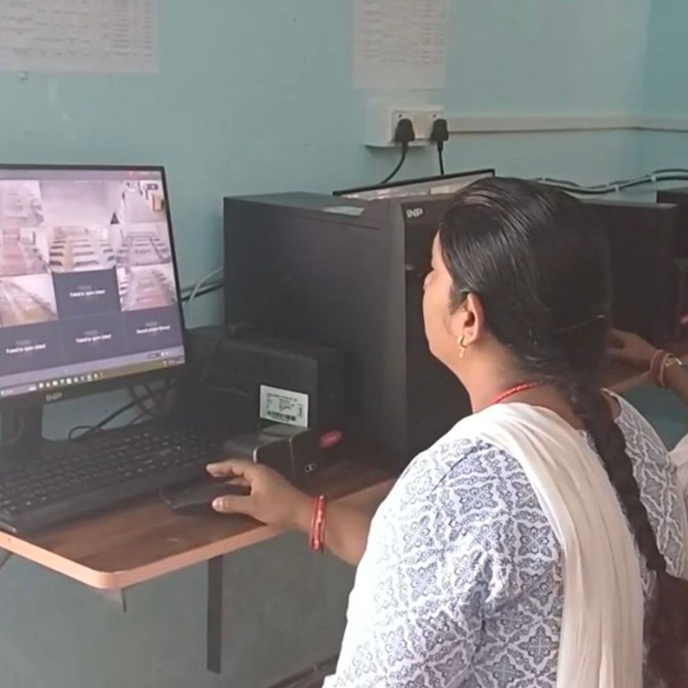 कौशांबी में यूपी बोर्ड परीक्षा को लेकर तैयारी पूरी:80 केंद्रों पर 45,687 छात्र देंगे एग्जाम, केन्द्रों की CCTV से निगरानी