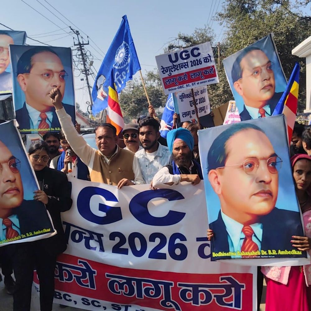 यूजीसी कानून के समर्थन में दलित-ओबीसी समाज की रैली:चंदौसी एसडीएम को ज्ञापन सौंप SC के स्टे हटाने की मांग