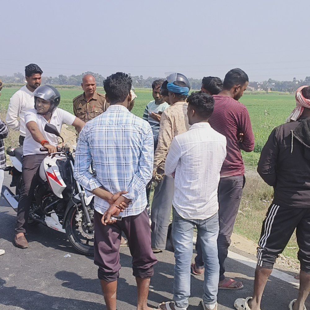 मऊ में जीजा साली को लेकर फरार:कोर्ट मैरिज से पहले हाईवे पर पकड़ा गया, साली खेतों के रास्ते भागी