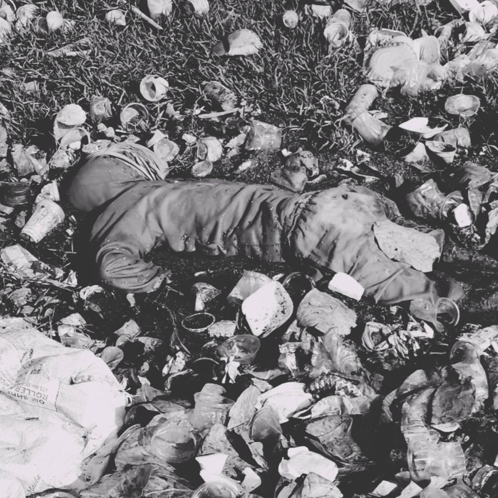 हरदोई में नाले में मिला युवक का शव:परिवार में कोई सदस्य जीवित नहीं, मां-पिता और भाई की हो चुकी मौत