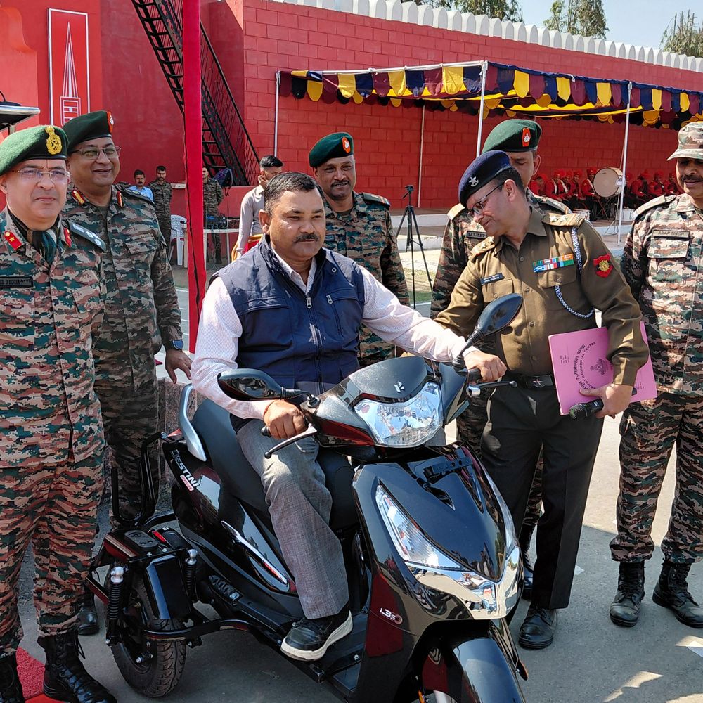 फतेहगढ़ में पूर्व सैनिक रैली आयोजित:समस्या समाधान, स्वास्थ्य जांच और सम्मान के लिए स्टॉल लगे