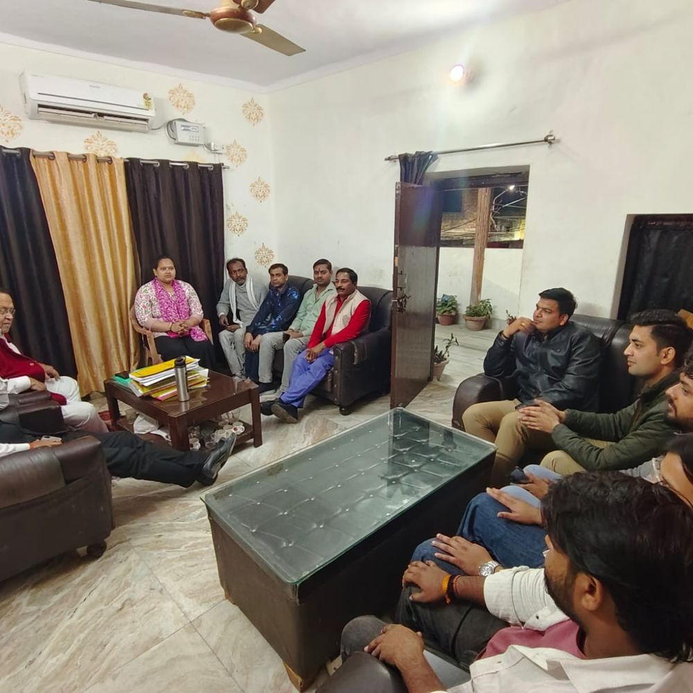 कांग्रेस के शहर अध्यक्ष समेत अन्य पदाधिकारी हाउस अरेस्ट:लखनऊ में विधानसभा घेराव में शामिल होने जा रहे थे कार्यकर्ता