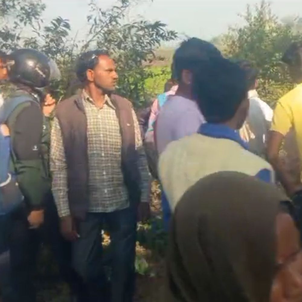 एटा में पंबास नहर के पास मिला जला शव:पुलिस शिनाख्त और हत्या की आशंका पर जांच में जुटी