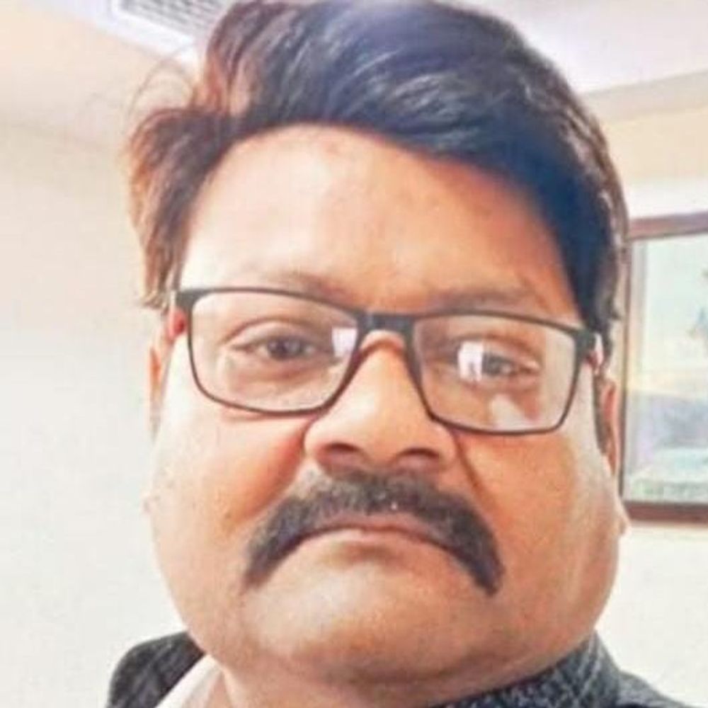 क्यूआर कोड से रिश्वत और अभद्र व्यवहार के आरोप:बिंदकी के अधिशासी अभियंता निलंबित, जांच तक रहेंगे संबद्ध