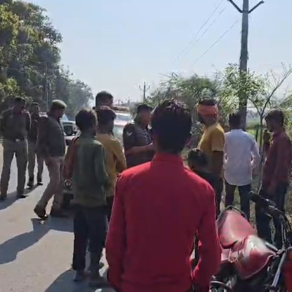 हरदोई में बदमाशों ने महिला से की लूट:सोने के झाले नोचकर बाइक सवार फरार, जांच जारी