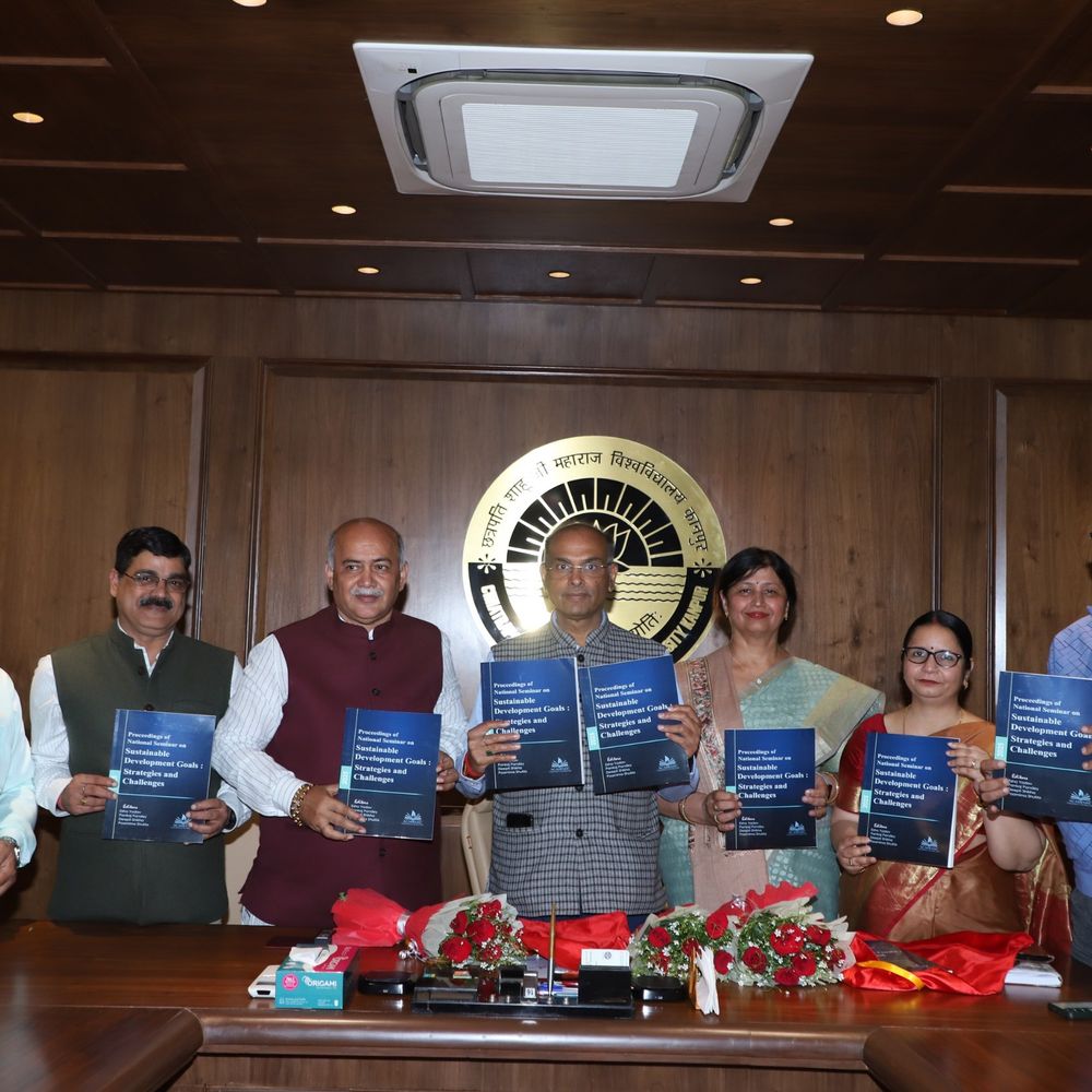 CSJMU में शोध पुस्तक का विमोचन:कुलपति बोले- सिर्फ चर्चा नहीं, सतत विकास लक्ष्यों को पाना ही अब हमारी टॉप प्रायोरिटी