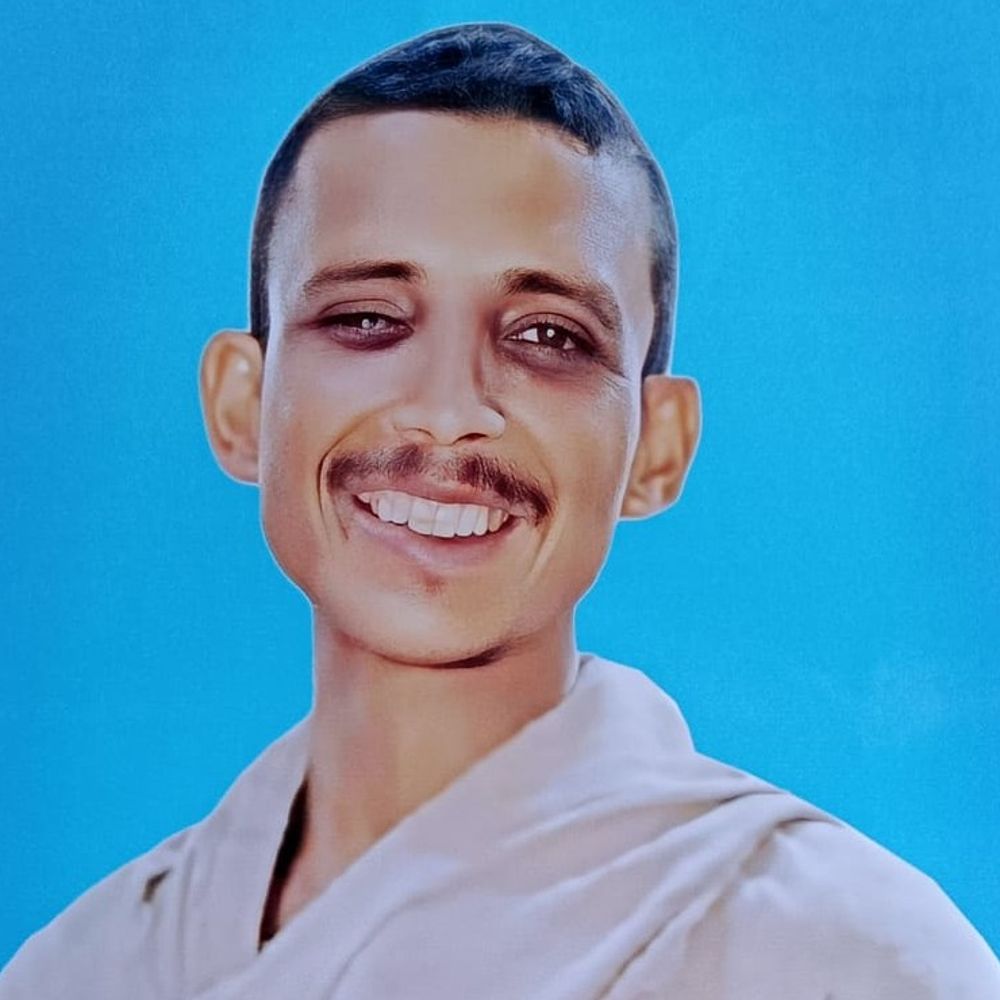 गाजीपुर में लापता युवक का शव पोखरे में मिला:चार दिन पहले घर से खाना बनाने को कहकर निकला था, पुलिस ने पोस्टमॉर्टम को भेजा