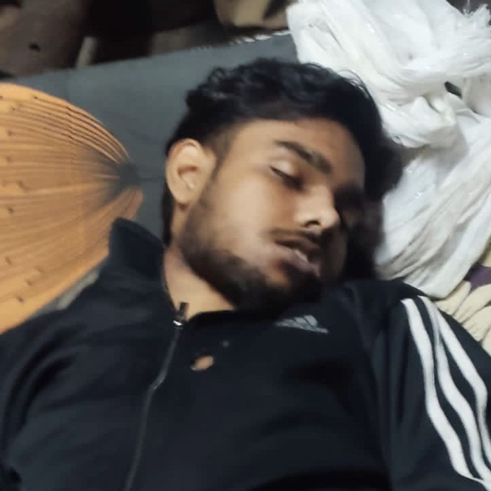 मेरठ में युवक ने की आत्महत्या:प्रेमिका के फोन बंद करने से था नाराज, बात करते समय हुआ था झगड़ा